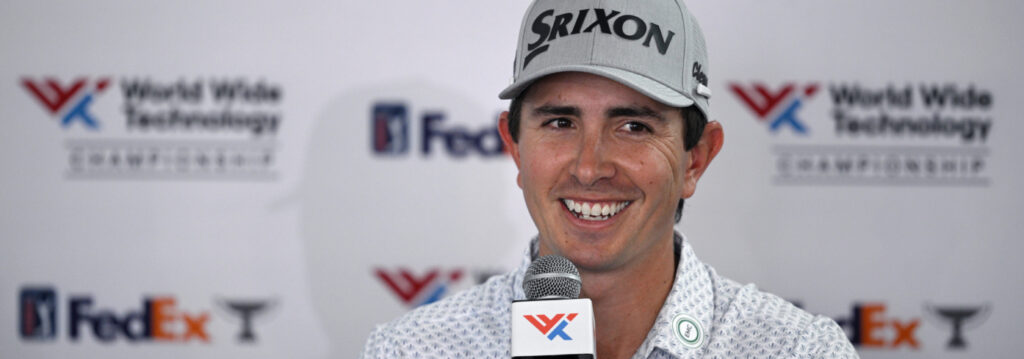 Nicolás Echavarría en rueda de prensa en el WWT championship